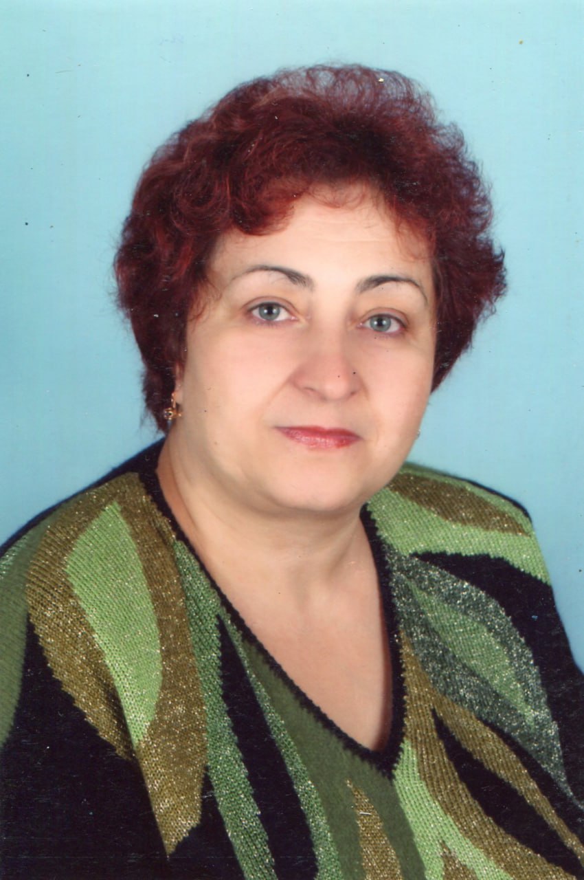 Булаш Елена Симеоновна.